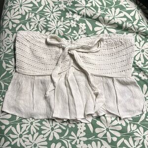 American eagle cropped strapless top